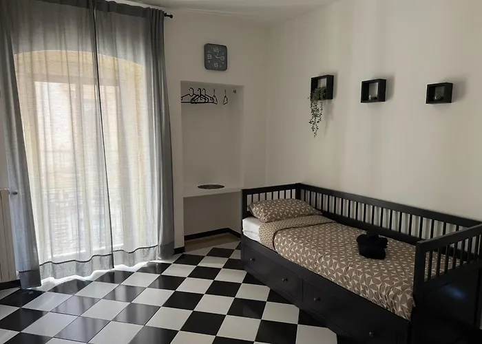 Icon - Almaluz * Bari