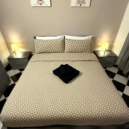 Icon - Almaluz Apartment
